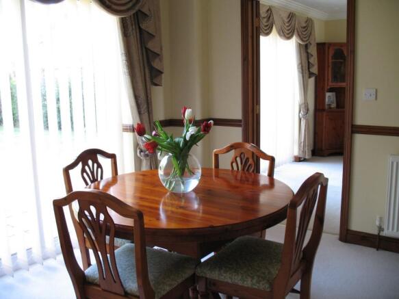 Elegant Dining