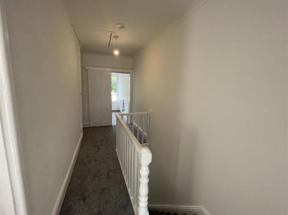 1ST FLOOR - LANDING