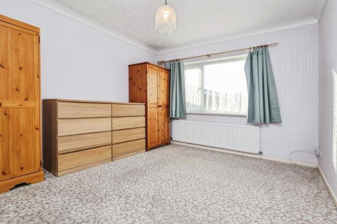 House in Sandwell, West Midlands - More