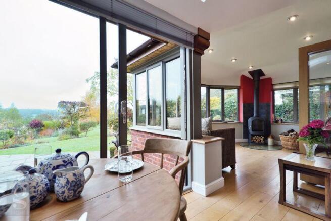 Breakfast Area...