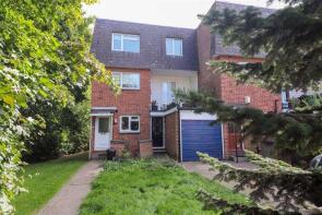 89, Chestwood Grove, Uxbridge UB10 0EL
