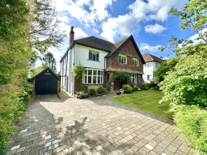 Wilmerhatch Lane, Epsom
