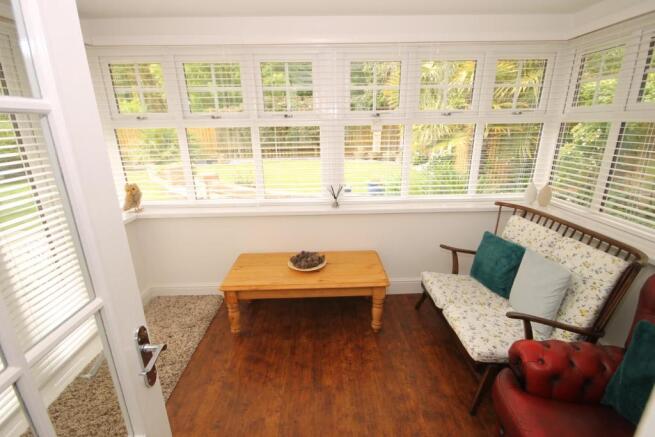 GARDEN ROOM