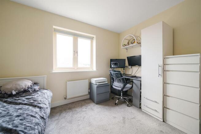 35 Blakenhall Drive
