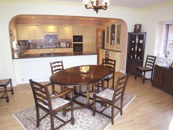Dining Room: