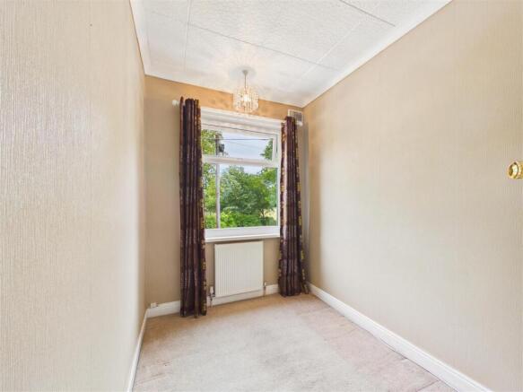 3 bed Semi-Detached for sale Image 10