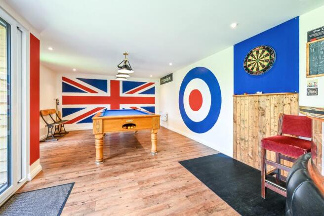 Garden/Games Rm
