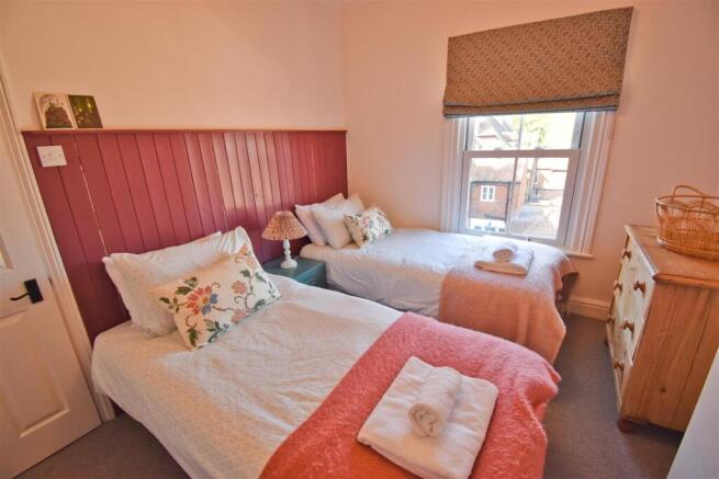 Bedroom 2.1.jpg