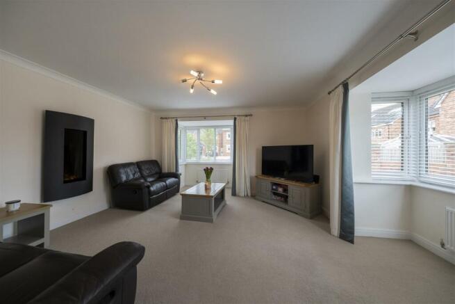 43 Shakerley Close-014.JPG