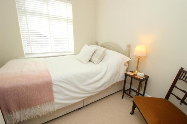 bed 3.JPG