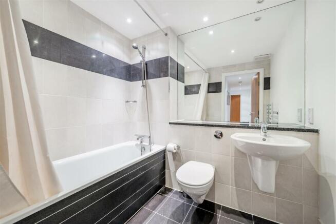 Bathroom.jpg