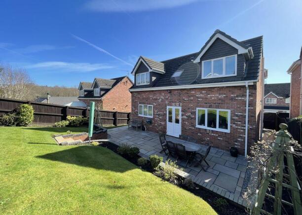 Sandyfield Court, Gillow Heath, Biddulph photo 4