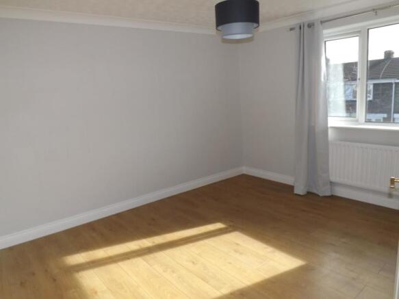 FRONT BEDROOM