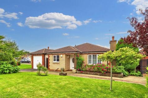 Moorlands Drive, Stainburn, CA14