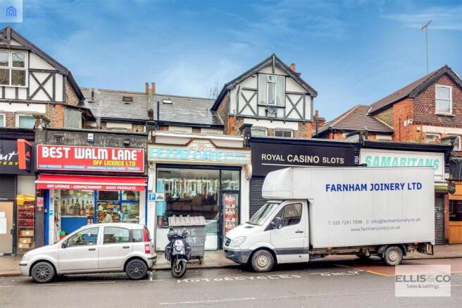 2 Bedroom Flat in NW2 5SJ