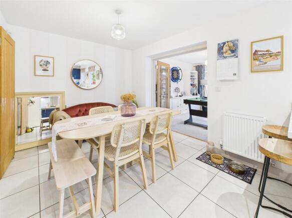 12 Malt Kiln Crescent, Horncastle photo 4