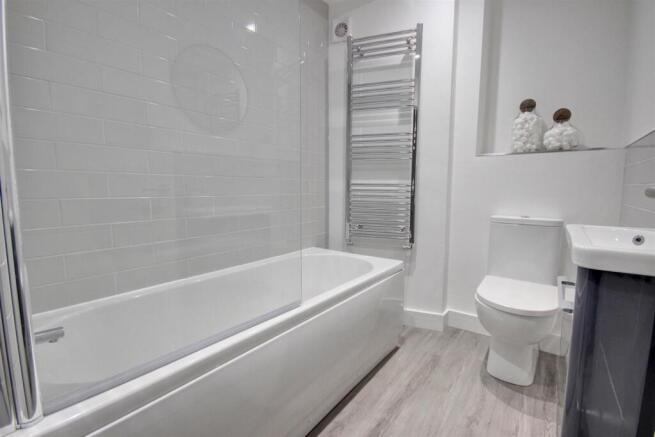 2 bed Apartment for sale Image 10