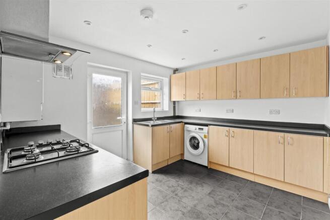 Hithercroft Road-6.jpg