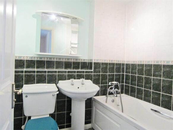 Photo 10