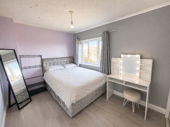 3 bed Detached for sale Image 8