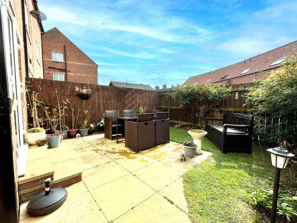 Enclosed garden