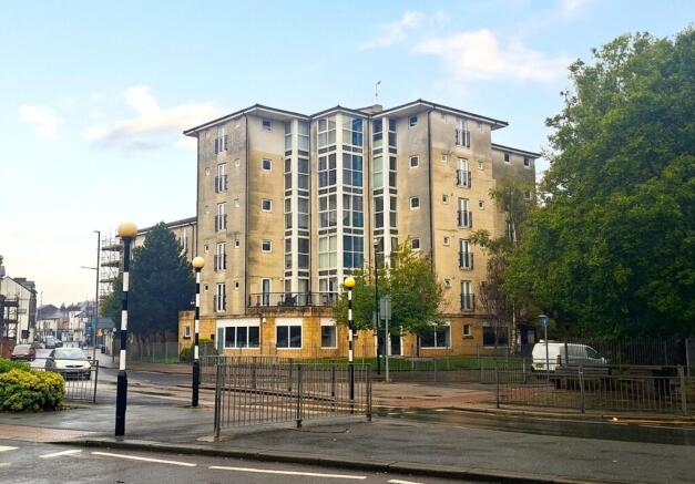 Welcome to Queen Sqaure