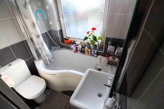 Upstairs bathroom