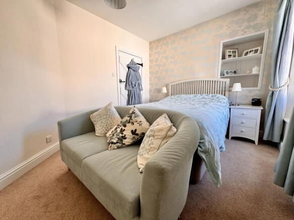 2 bed Cottage for sale Image 5