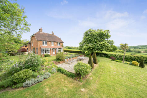 School Hill, Burwash, TN19