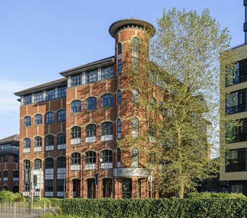 Cavell House 015.jpg