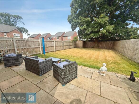 3 bed Semi-Detached for sale Image 12