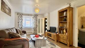 4, Amy Warne Close, Beckton, London E6 5ZL