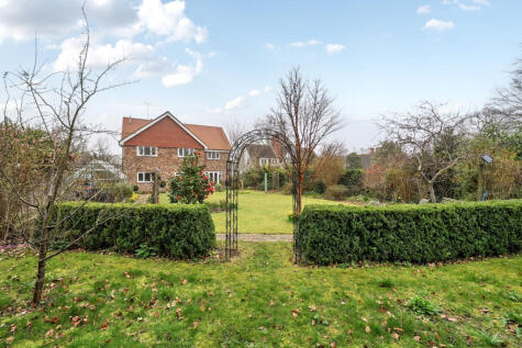 Clevedon Road, Tilehurst, Reading, Berkshire, RG31