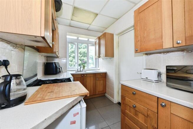 3 bed Semi-Detached for sale Image 10