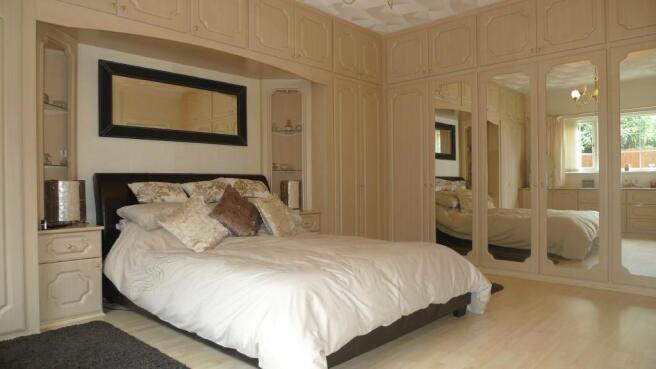 BEDROOM 1