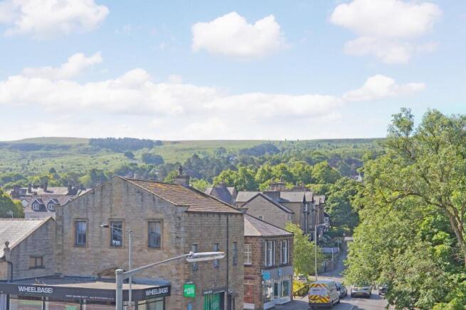 3 bed Terraced for sale Image 11