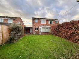 4, Hunts Path, Bedford MK43 7SR