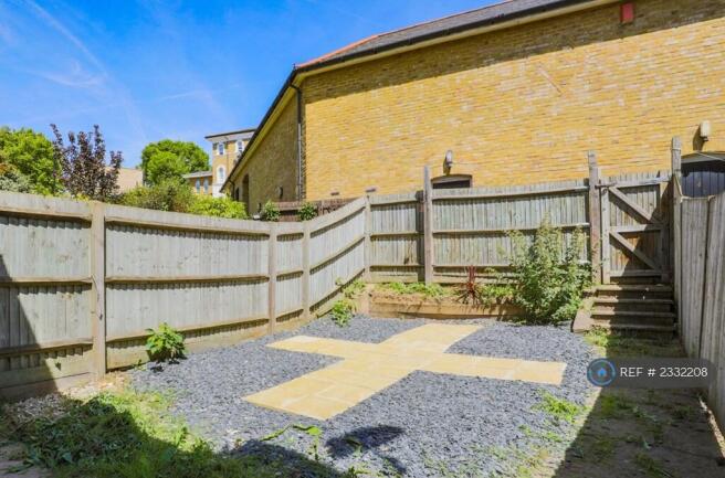 West Facing Garden Low Maintenance