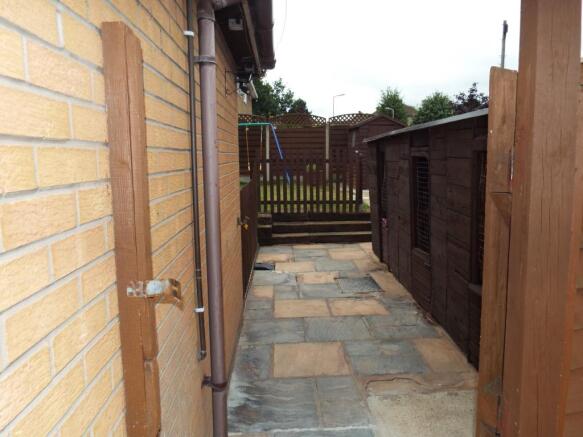 Side Garden Access