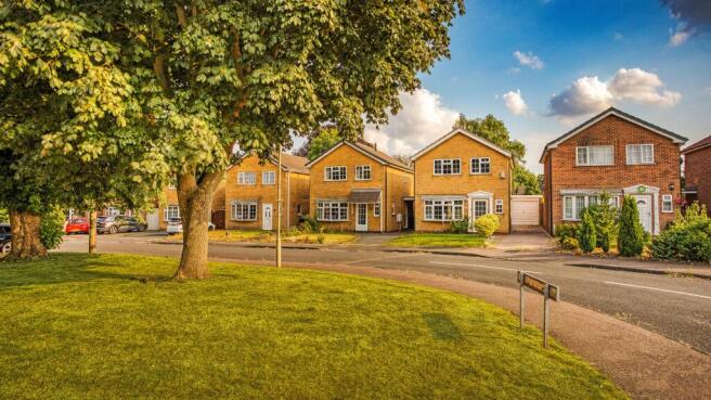 Pear Tree Close, Castle Donington, Derby photo 4