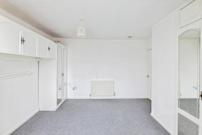 2 bed Semi-Detached to rent Image 10