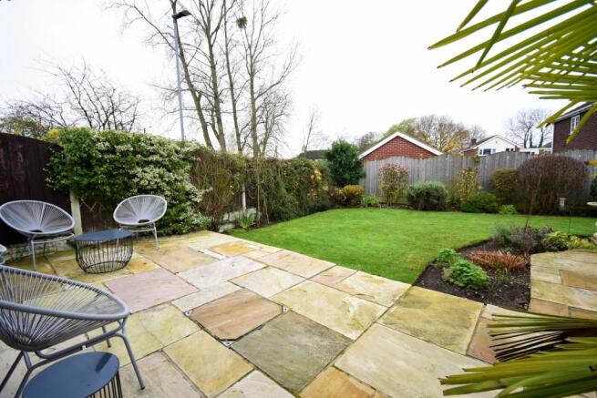 Brentwood Close, Thorpe Audlin (43)Patio