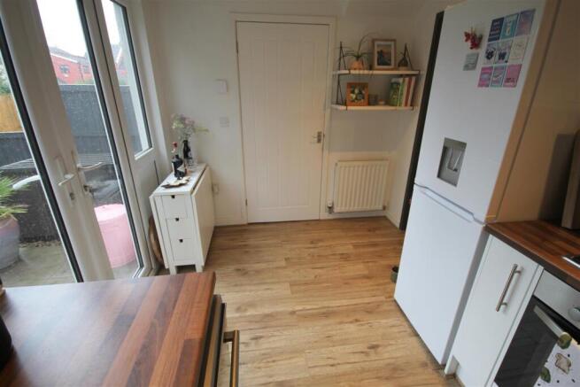 VCL Kitchen i.JPG