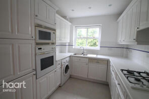Flat 6, 248, Chase Side, London N14 4QZ
