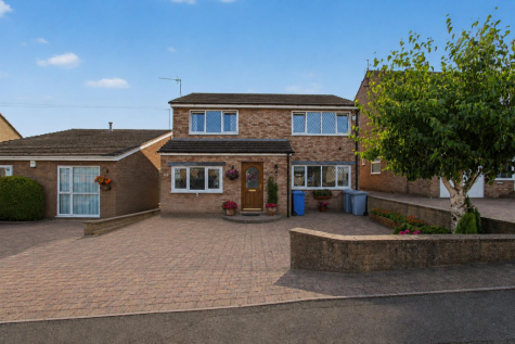 Leys Avenue, Desborough, Kettering