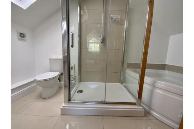 Master En-suite