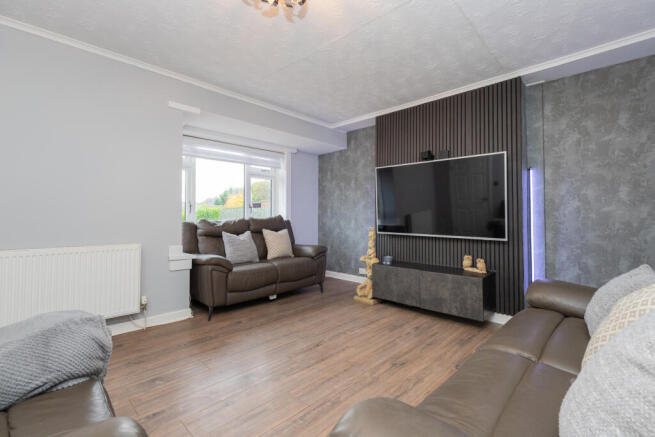 16, Renshaw Road, Elderslie, Renfrewshire, PA5 9L