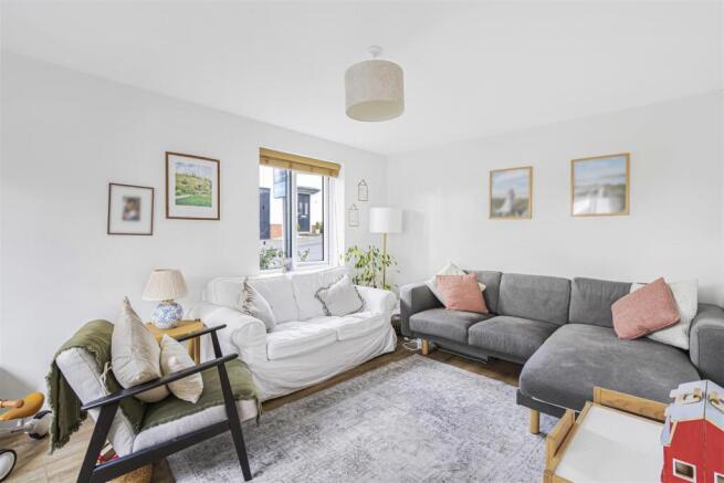 Living Room.jpg