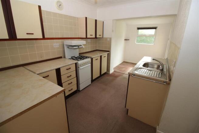 Kitchen / Breakfast Room