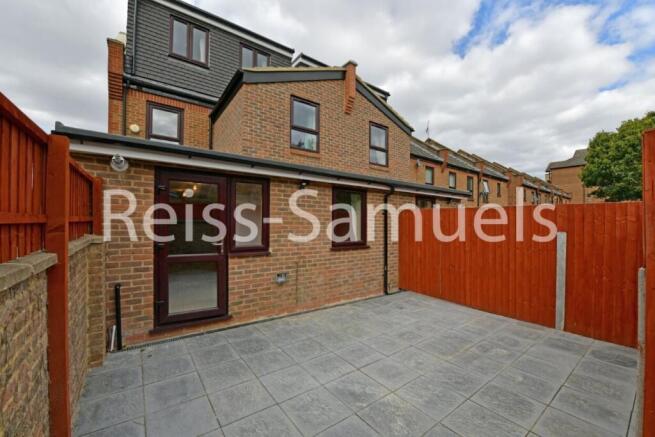 House in London, Manchester Estate, Isle of Dogs - View 4